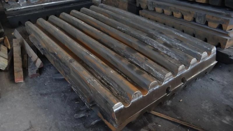 High Manganese Steel Casting Movable Jaw Plate