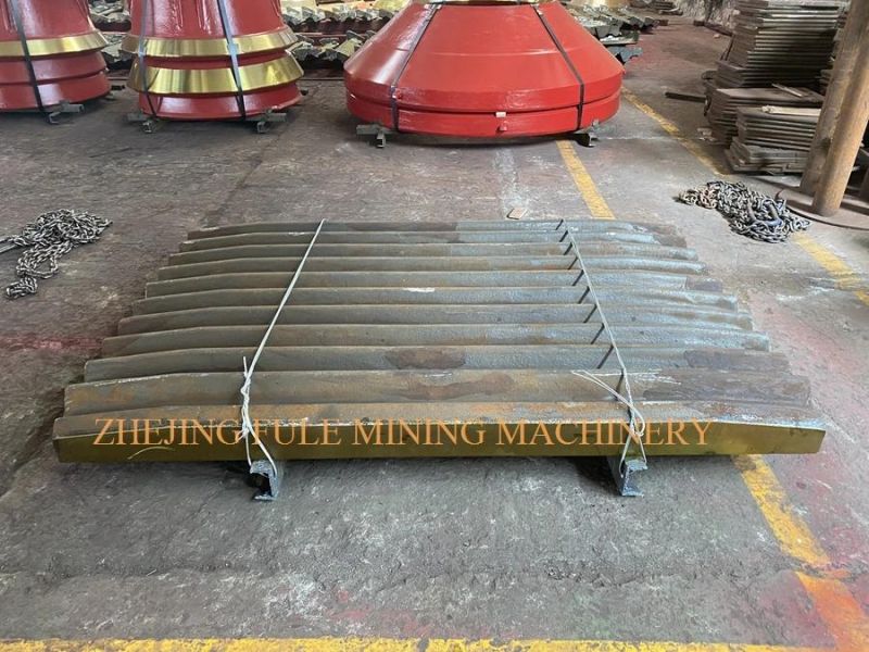 Komatsu Stone Crusher Fixed and Movable Jaw Plate