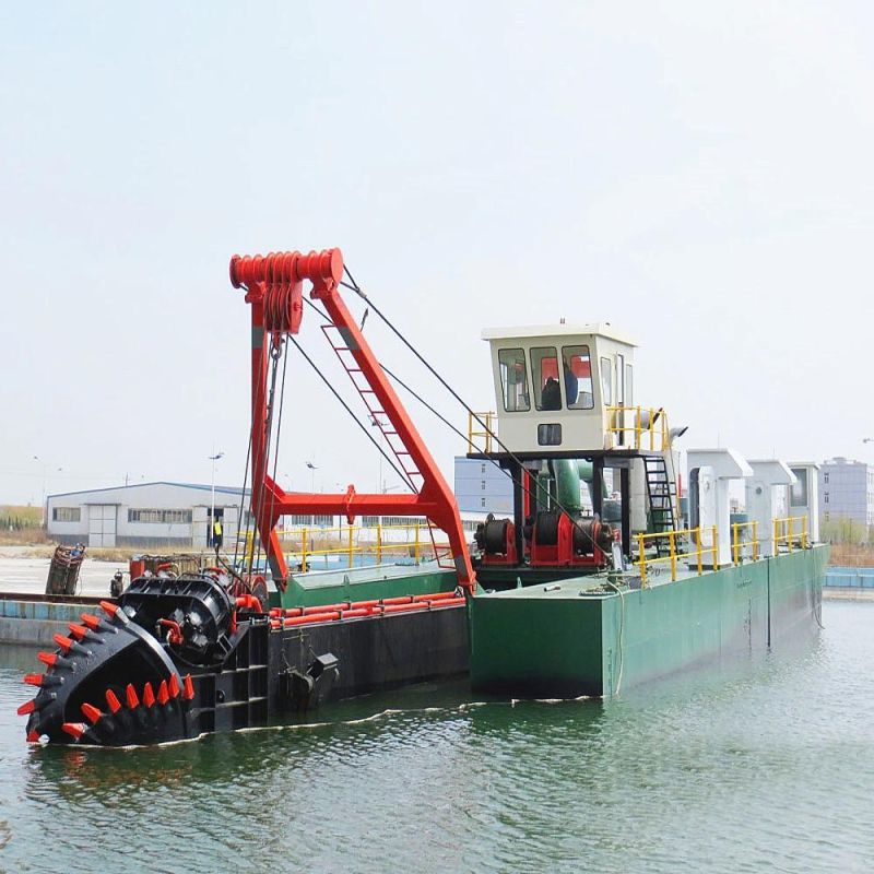 Low Price Clear Water Flow 2000 Cubic Meter Cutter Suction Dredger with Hydraulic Control System for Sea Sand