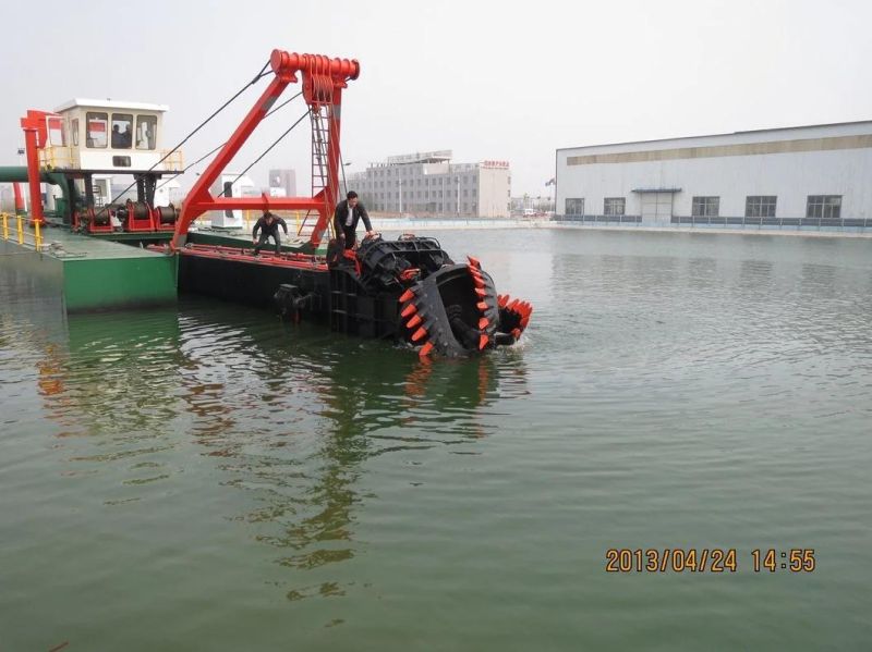 12 Inch China High Quality Cutter Suction Dredger Machine Sand Dredging