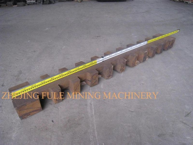 Customized Smooth Surface High Chrome Crusher Hammer