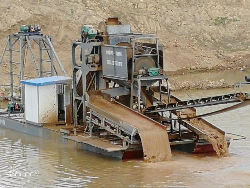 2019 200m3/Hour Bucket Chain Gold Dredger for Selecting and Panning Gold