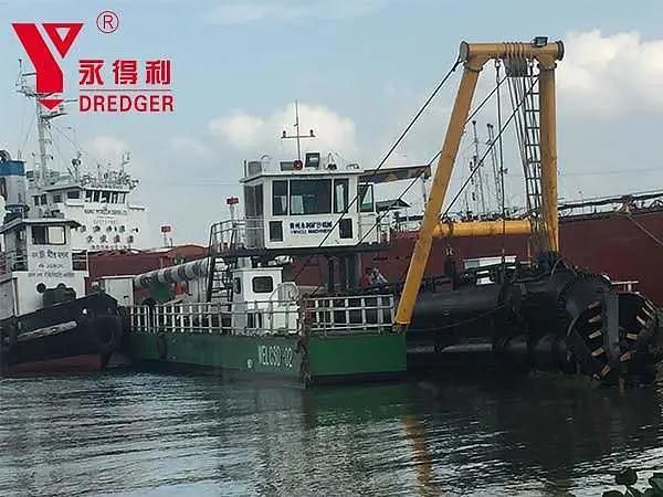 28 Inch 7000m3/Hour Hydraulic Cutter Suction Mud Dredger with National Certification for Sale in Maldives