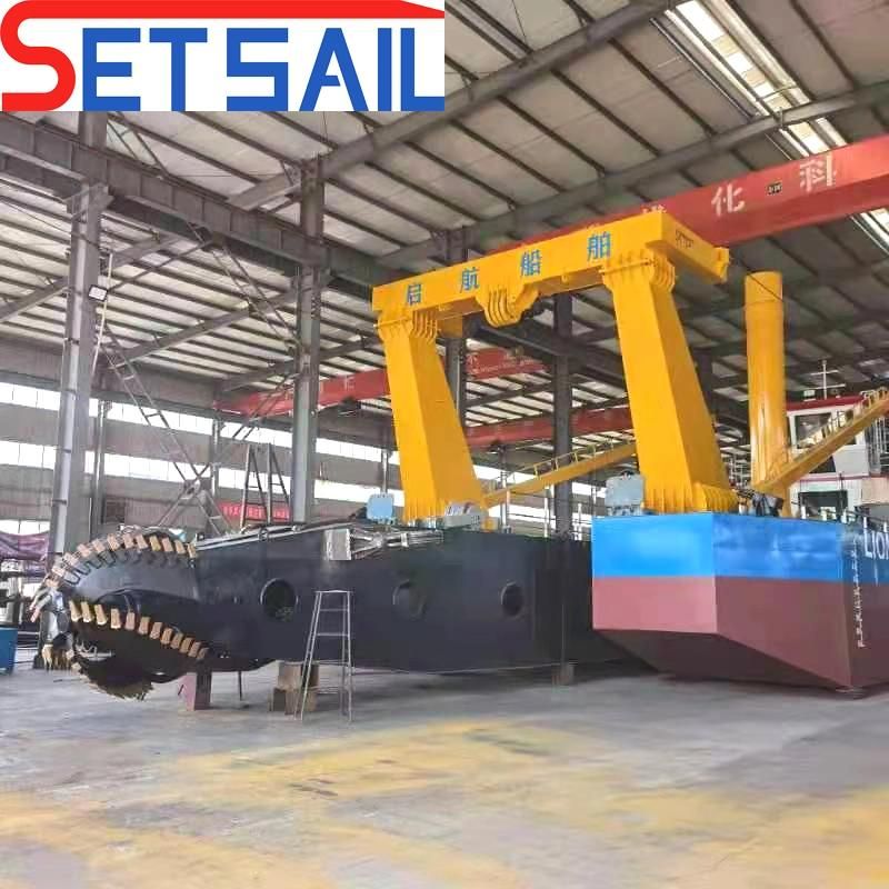 Electrical Motor Control Cutter Suction Digging Dredger for Lake Sand