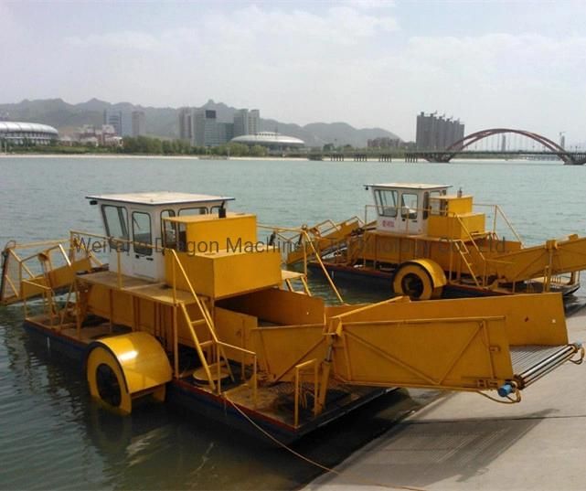 Aquatic Weed Harvester for River Lake and Sea Cleaning Job