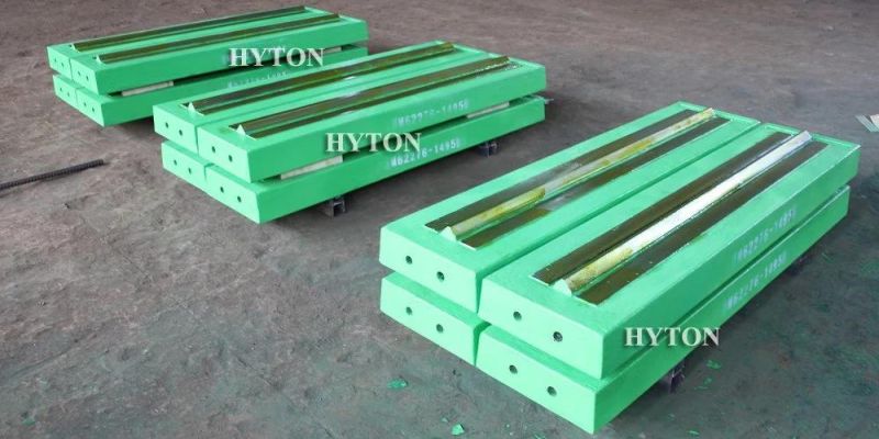 Hytoncasting High Chromium Wear Plate Blow Bar for Np1110 Np13 Np15 Impact Crusher Spare Parts