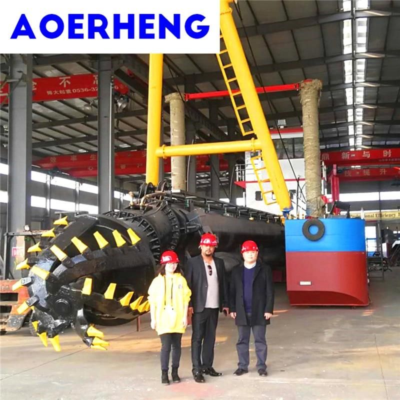 China Manufacturer Cutter Suction Dredging Sand Ship with Underwater Pump