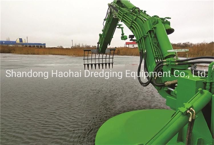 Amphibious Dredger with Cutter Pump Working in Shallow Water with Excavator Bucket for Mud Dredging