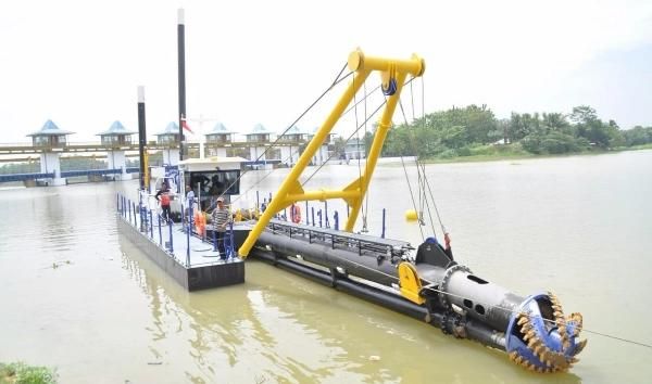 ISO & SGS New Hydraulic Cutter Suction Dredger for Land Reclaim