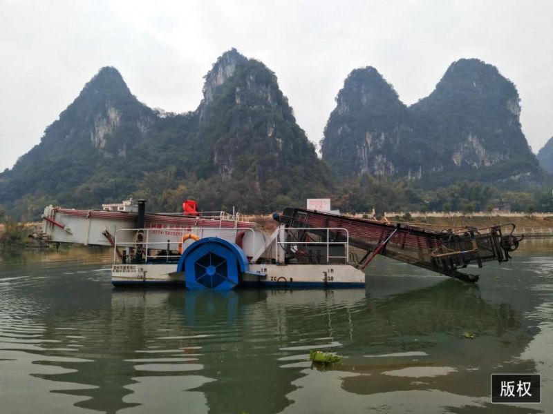 High Performance & High Efficiency Floating Garbage Weed Cutting Dredger for Sale