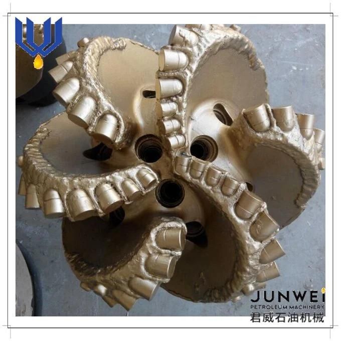Factory Sale 5 Blades 8 1/2" Matrix Body PDC Bit for Oil Well Drilling