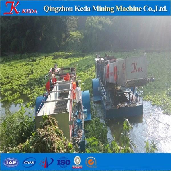 Floating Garbage Collecting Vessel with Good Performance
