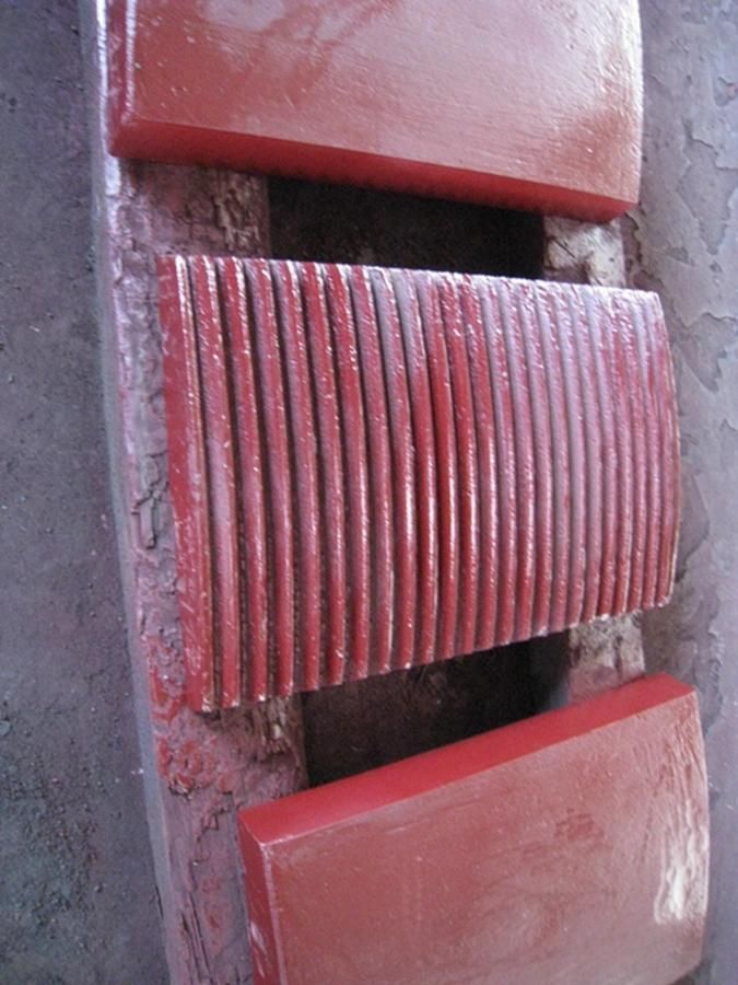 Manganese Steel Movable Jaw Plate for Jaw Crusher