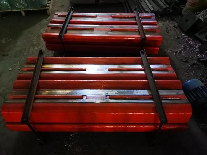 High Chrome Blow Bar with Ceramic Inserts for Pegson 428 Impact Crusher in Hard Stone