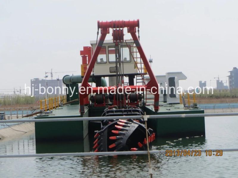 High Quality 14 Inch Cutter Suction Ship with Diesel Engine Power for Dredging