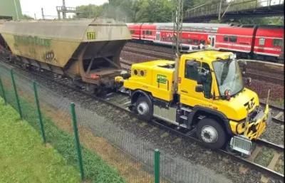 Rail Road Car Railroad Track Equipment Excavator Running on Rail