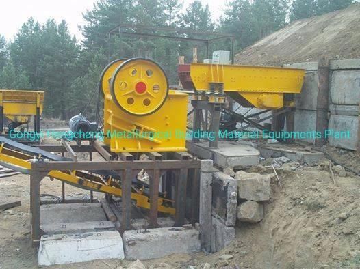 Mini Diesel Mobile Stone Jaw Crusher Machine