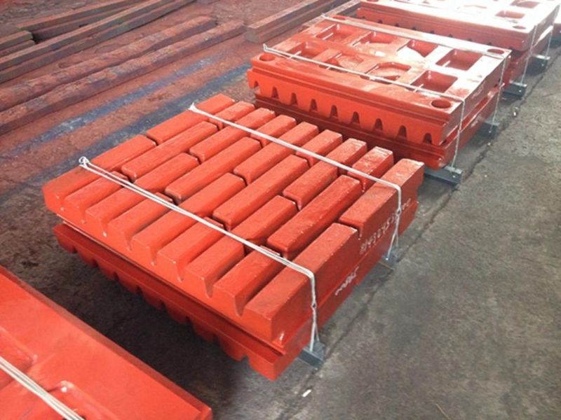 Jaw Crusher Parts Plate Mn13 Swing Jaw Plate