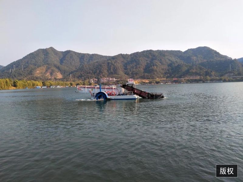 Hot Selling Aquatic Weed Harvester Ship/Weed Cutting Ship for Sale