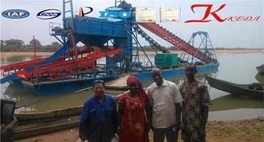 Gold Sand Mining Dredge Boat with Bucket