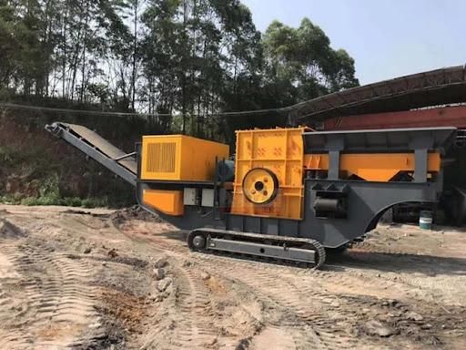 China Made 200-400tph Fh-1600zc Mobile Crawler Track Hammer Crusher/Crushing Plant/Station/Machine